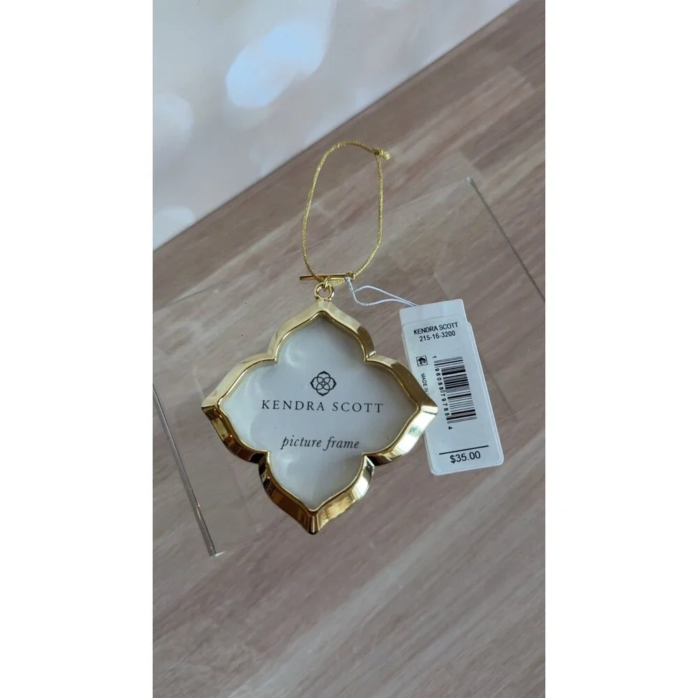KENDRA SCOTT FRAME